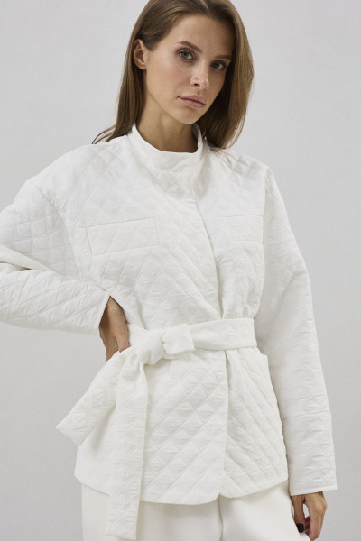 Жакет утепленный из фактурной ткани с поясом и карманами DAVA 3134 белый - фото 4