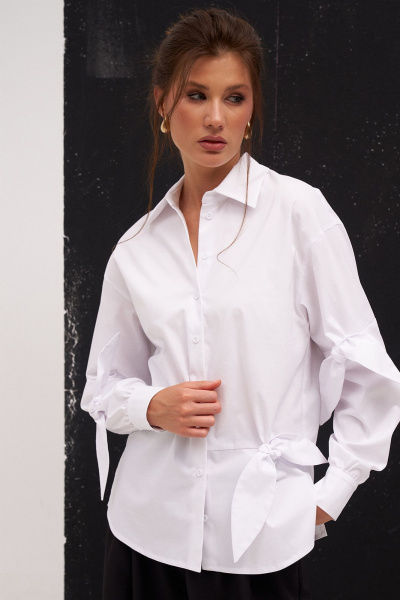 Белая рубашка с завязками и разрезами для делового образа KaVaRi 4014.1 белый - фото 14