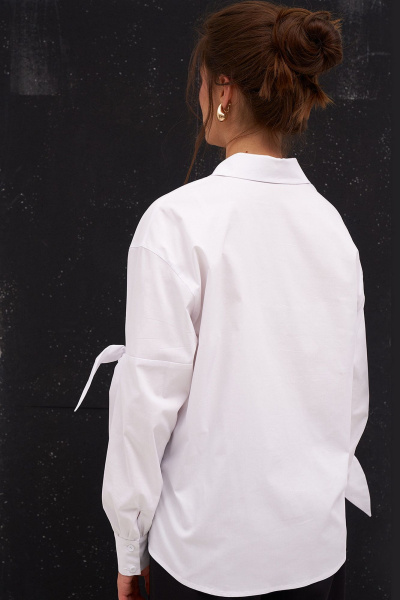 Белая рубашка с завязками и разрезами для делового образа KaVaRi 4014.1 белый - фото 2