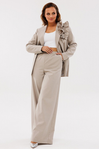 Брюки-палаццо с высокой посадкой и двубортным жакетом Angelina & Сompany 1134 - фото 6