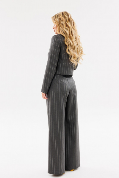 Двухпредметный серый костюм из текстиля: жакет и брюки Ambera Style 2080 полоска_серый - фото 8