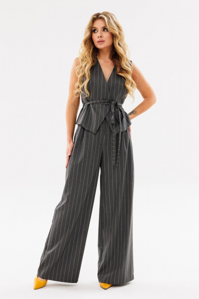 Деловой костюм из текстаиля: жилет и брюки со складками Ambera Style 2081 полоска_серый - фото 5