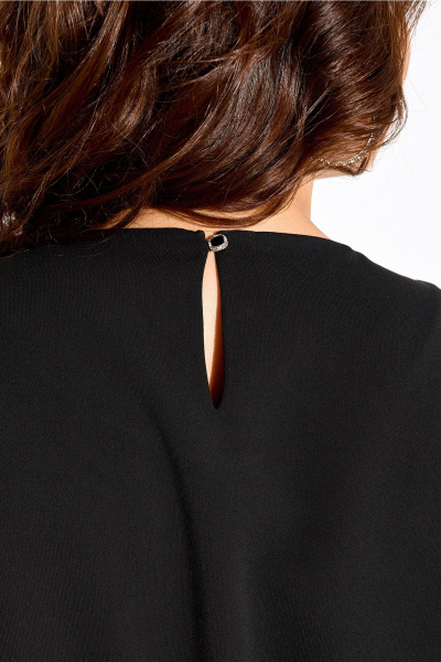 Черное платье полуприлегающего силуэта с капельным вырезом IVA 1616 - фото 7