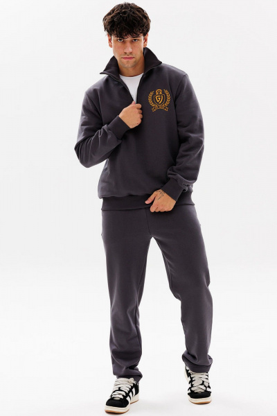 Демисезонный костюм брюк и джемпера из трикотажа с вышивкой GO M3077/30-03. 176-182 - фото 5