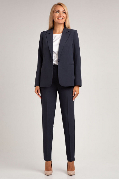 Деловой костюм-двойка с полуприталенным жакетом и брюками IVARI 10403/1 графит_синий - фото 5