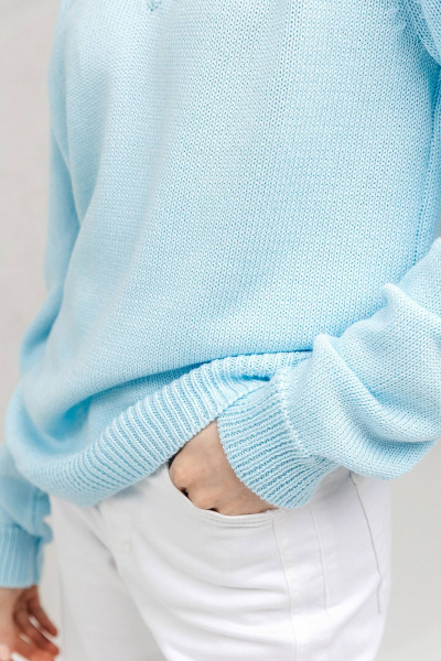 Голубой вязаный джемпер с длинным рукавом и V-образным вырезом Romgil РВ0016-ХЛ2 бледно-голубой - фото 3