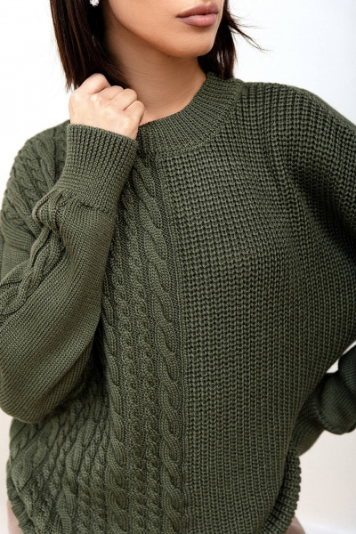 Зеленый демисезонный джемпер из трикотажа для повседневных образов Romgil 922ШТЗ оливковый - фото 3