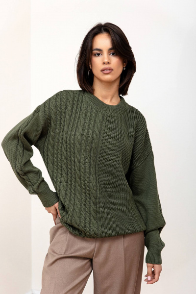 Зеленый демисезонный джемпер из трикотажа для повседневных образов Romgil 922ШТЗ оливковый - фото 1