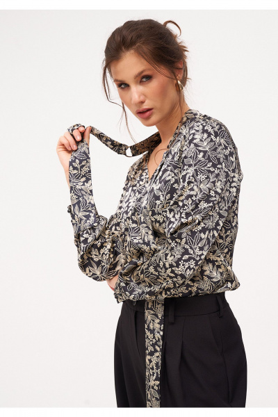 Демисезонная блузка с длинным рукавом и V-вырезом KaVaRi 4015 черный_принт - фото 8