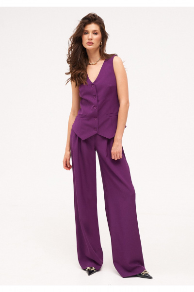 Демисезонный женский костюм 3-ка из текстиля фиолетовый KaVaRi 8042.1 фиолетовый - фото 2