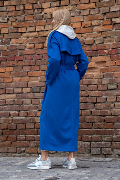 Демисезонное синее пальто прямого силуэта Azzara 3130В - фото 5