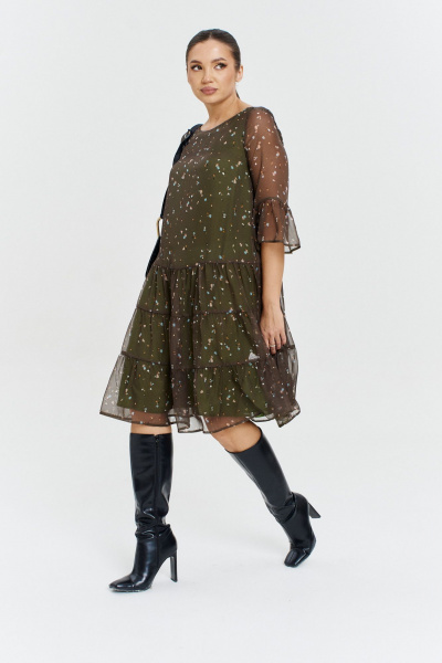 Стильное шифоновое платье с рукавом-воланом Anastasia 1110 олива - фото 4