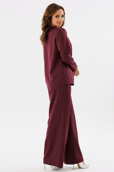 Демисезонный костюмный брючный комплект из текстиля Angelina & Сompany 1139 - фото 10