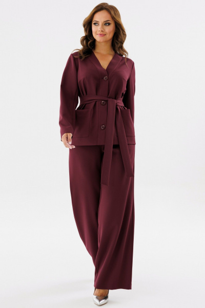 Демисезонный костюмный брючный комплект из текстиля Angelina & Сompany 1139 - фото 1
