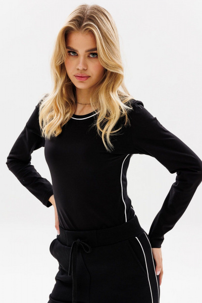 Круглогодичный черный лонгслив с кантами и облегающим силуэтом GO F1021/40-02. 164-170 - фото 1