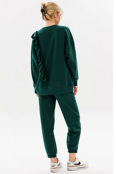 Костюм из трикотажа с воланом и логотипом в стиле спорт-шик GO F3043/25-02.170-176 - фото 5