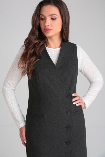 Платье серое полуприлегающее без рукавов на молнии LeNata 16446 темно-серый - фото 3