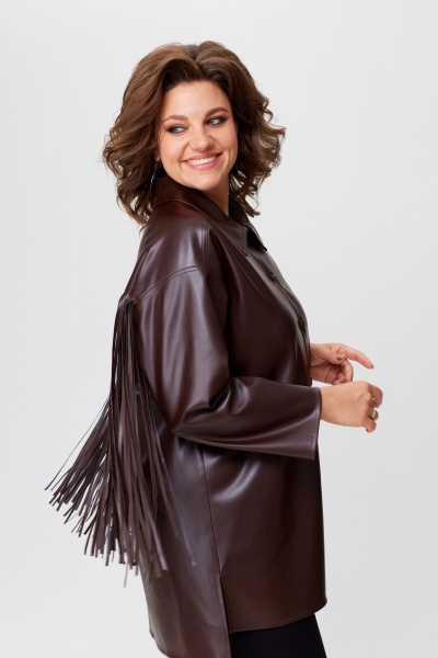 Рубашка свободного кроя из экокожи с бахромой и разрезами Avenue 0330 шоколад - фото 6