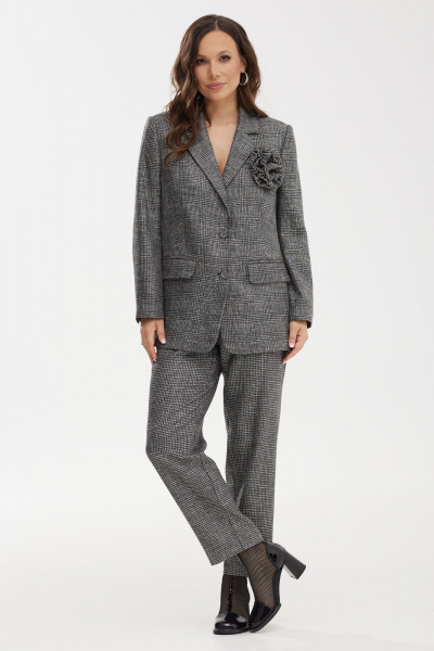 Элегантный комплект из удлиненного жакета и брюк из мягкой костюмной ткани Магия моды 2462 серый - фото 1
