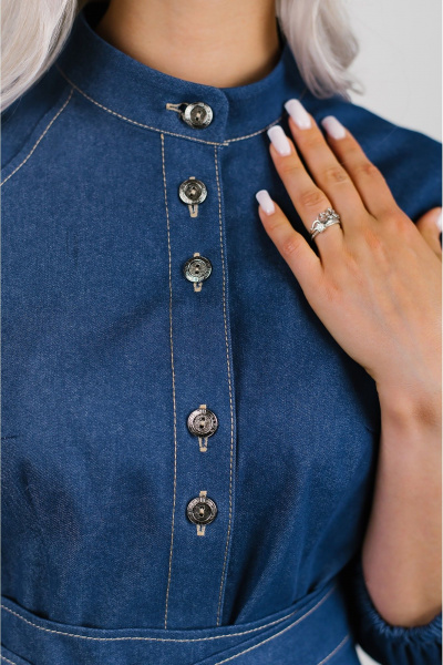 Мини платье из джинсовой ткани с вытачками и карманами MONA STYLE 24044/1 синий - фото 5