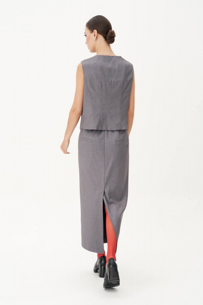 Классический жилет с фигурным бортом и V-образным вырезом Fantazia Mod 4878 - фото 3