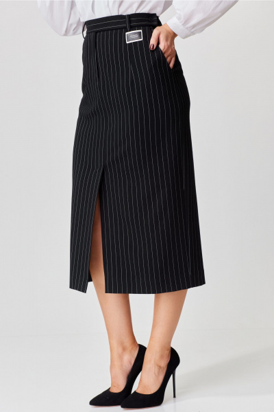 Юбка миди в полоску из текстиля с карманами и шлицей Andina city 1012-24 черный-полоска - фото 5