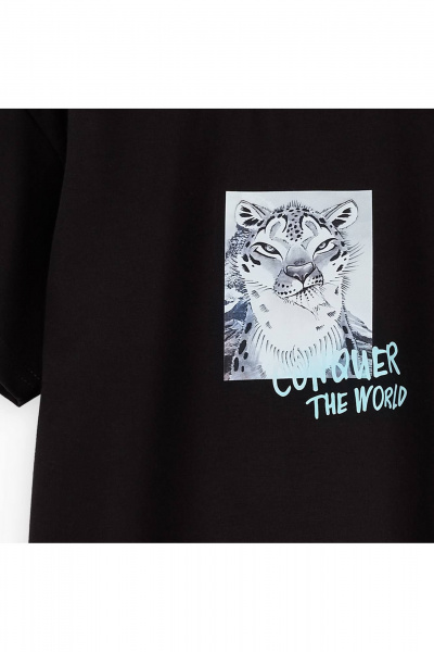 Футболка для мальчика приталенного силуэта с принтом Bell Bimbo 242086 черный - фото 3