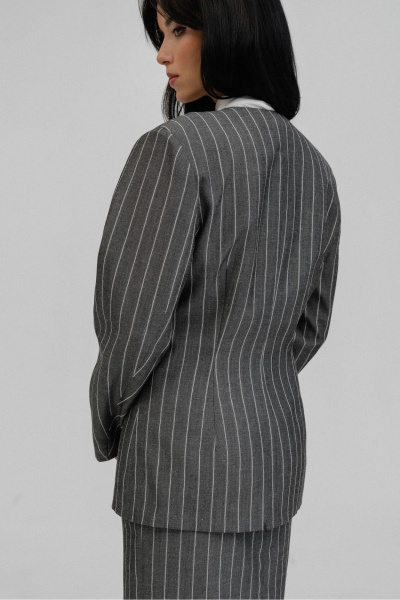 Белый деловой жакет прилегающего силуэта со смещенной застежкой JRSy 2490 - фото 3