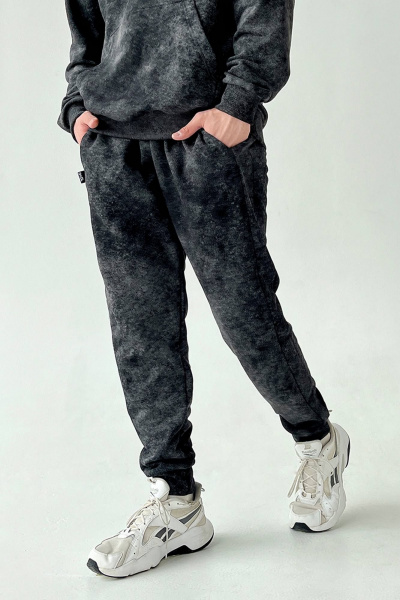 Брюки спортивные с эффектом потертости из трикотажа на резинке ТОЧНО 152-3П черный - фото 1