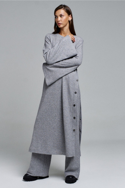 Платье-туника А-силуэта длинное с сердцем и кнопками Butеr 2908 серый - фото 8