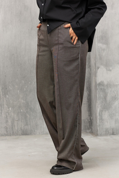 Бежевый костюм жакета и брюк с декоративной тесьмой BegiModa 6055 кора - фото 3