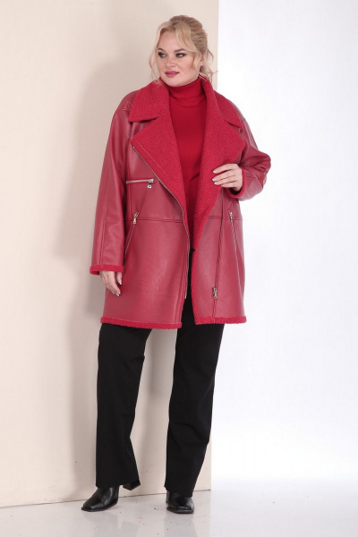 Пальто женское двубортное из экокожи с кокеткой и рельефами Celentano 2080.2 алый - фото 13
