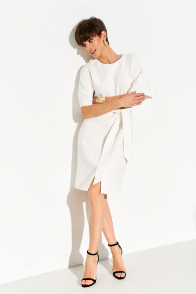 Молочное платье из текстиля с разрезом и поясом FOXY FOX 1628 молочный - фото 8