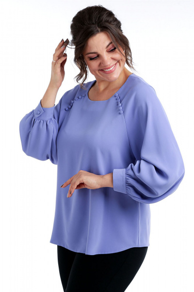 Летняя элегантная блузка с регланом и декоративными пуговками Таир-Гранд 62438 лаванда - фото 6