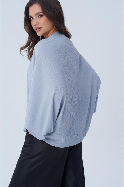 Блуза оверсайз с вырезом лодочка и спущенными плечами AXXA 142 А - фото 8