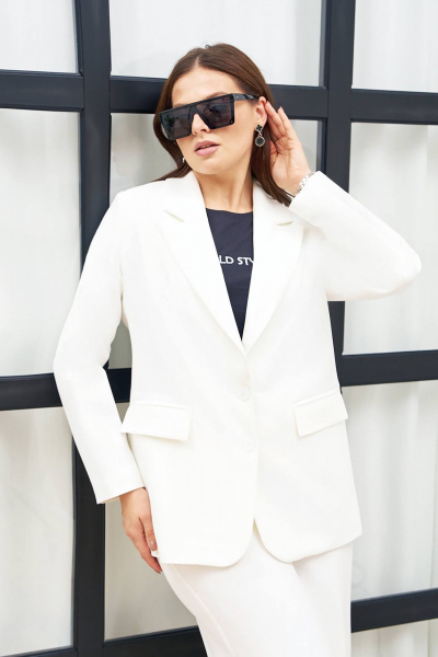 Дизайнерский брючный костюм с свободными брюками и жакетом Gold Style 2610 белый - фото 8