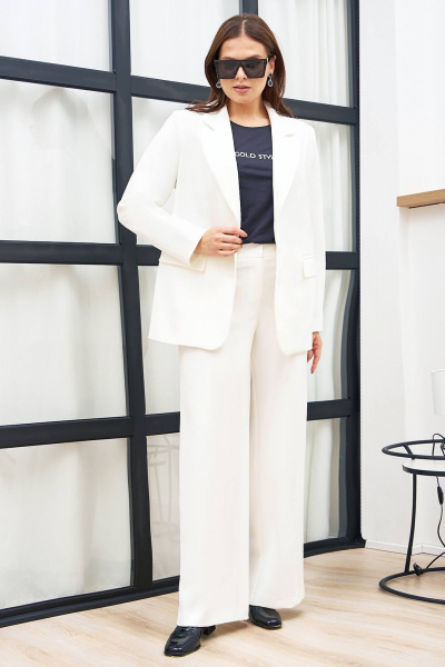 Дизайнерский брючный костюм с свободными брюками и жакетом Gold Style 2610 белый - фото 3