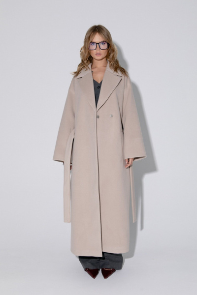 Пальто-халат свободное макси с пройзными карманами PiRS 4861 светло-бежевый - фото 1