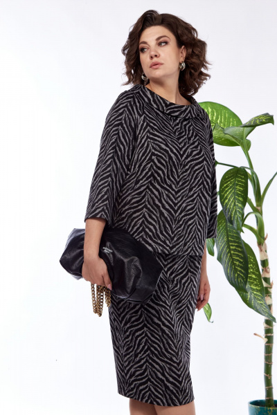 Деловой костюм блузка и юбка в стиле Old Money из трикотажа Anastasia 1148 черно-серый - фото 13