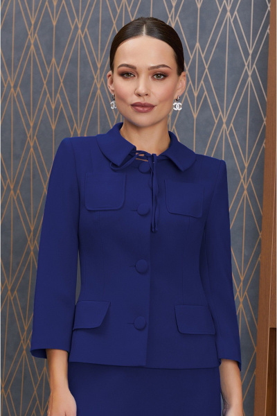 Костюм с жакетом и юбкой с воланом из костюмной ткани Lissana 4967 синий - фото 2