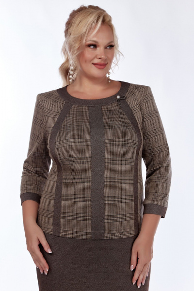 Платье деловое из трикотажного полотна с вырезом LadyThreeStars 2475 клетка+коричневый меланж - фото 3