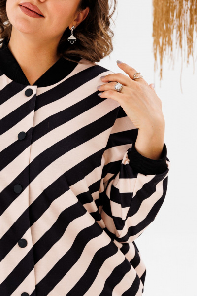 Костюм бежевый женский с жакетом и брюками Romanovich Style 2-2718 чёрный/беж - фото 8