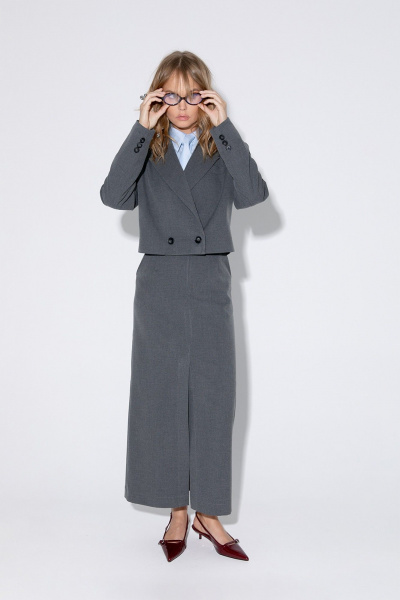 Костюм-двойка из оверсайз жакета и макси-юбки с разрезом PiRS 5358 графит - фото 8