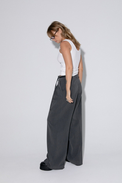 Костюм-двойка с свободным жакетом и брюками-палаццо PiRS 5373 серый - фото 9