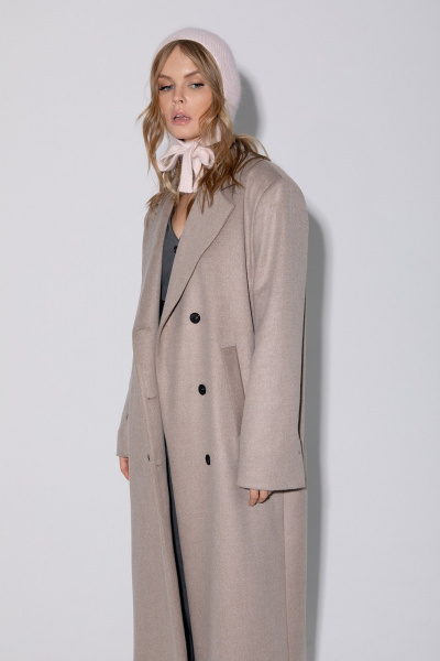 Миди пальто оверсайз с расширенными плечами и двубортной застежкой PiRS 5382 бежевый - фото 3