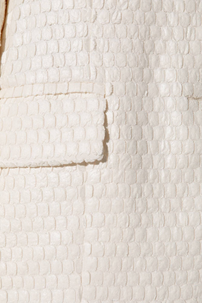 Костюм-двойка оверсайз из фактурного текстиля с мини-юбкой PiRS 5431 айвори - фото 6