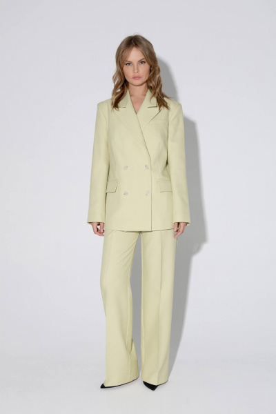 Костюм 2-ка из жакета свободного кроя и брюк с стрелками PiRS 5445 желто-зеленый - фото 2
