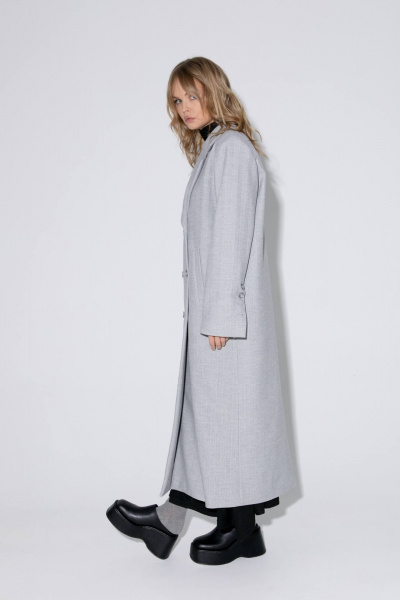 Миди-пальто оверсайз с расширенным плечом из ткани с рисунком PiRS 5449 серый - фото 8