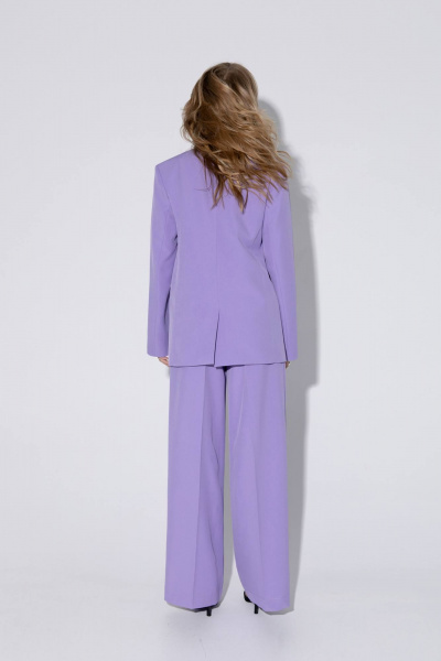 Костюм-двойка из жакета оверсайз и брюк палаццо PiRS 5463 лавандовый - фото 6
