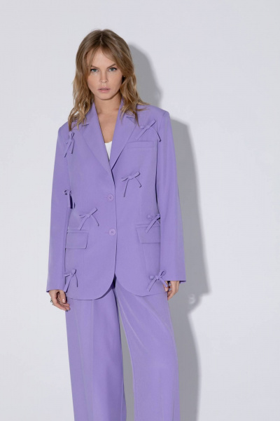 Костюм-двойка из жакета оверсайз и брюк палаццо PiRS 5463 лавандовый - фото 4
